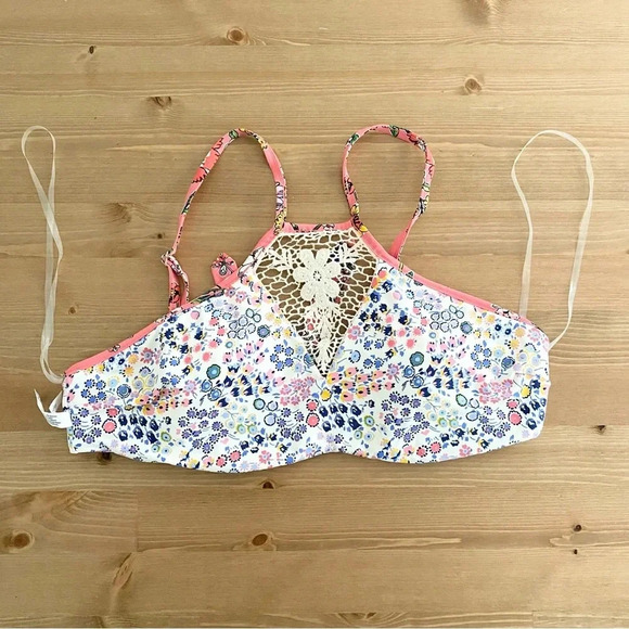 Vera Bradley Coral Floral Print Harper High-Neck Reversible Bikini Top L 12-14 - Picture 2 of 16